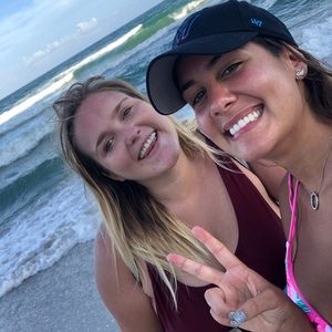 Meet your Posher, Lydia